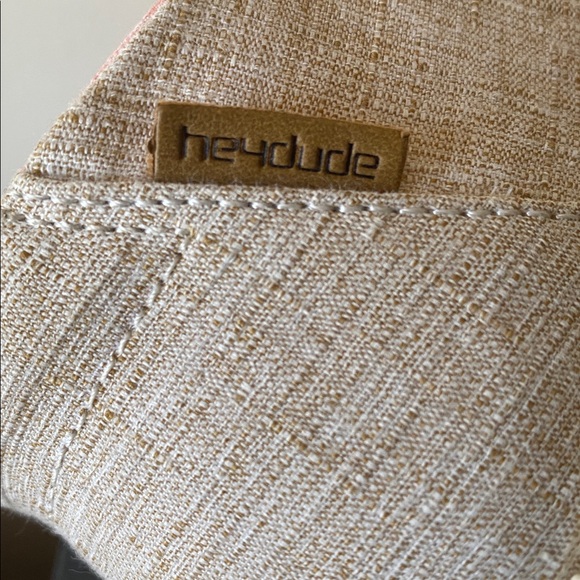 Hey Dude Wendy Beige Shoes with Pink Lining Size 10 - Picture 2 of 9